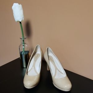 Naturalizer Nude Heels